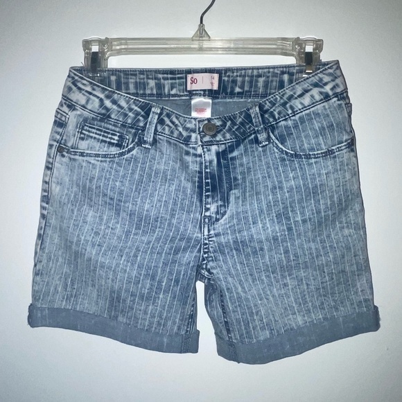 NWOT So Girls Bermuda Pinstripe Jean shorts - Picture 1 of 4